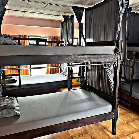 Chillout Hostel Barrio Escalante Сан-Хосе Экстерьер фото
